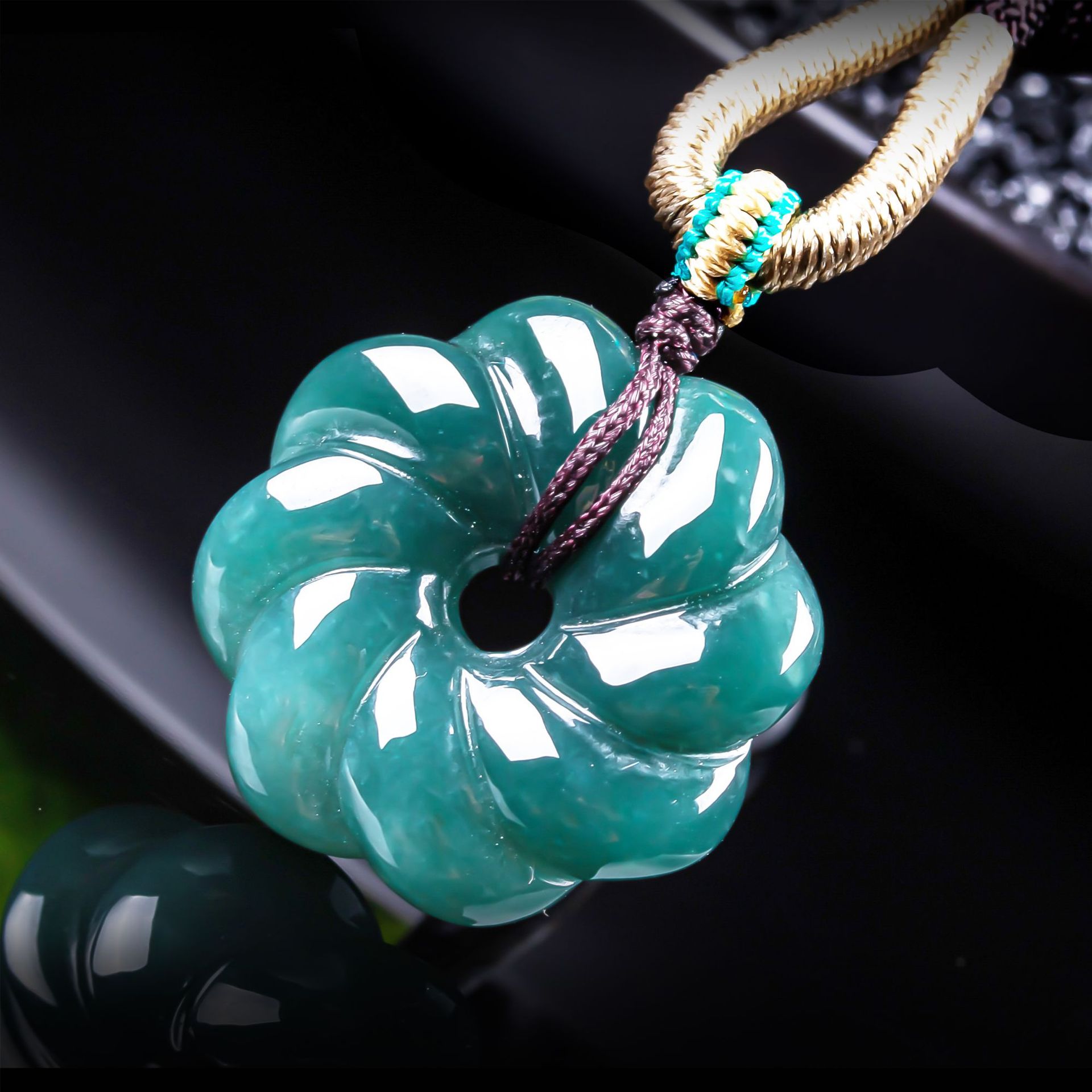 Jewelry Making Jewelry - จี้สร้อยคอหยกพม่าแท้รูปดอกไม้ เครื่องประดับอัญมณี เครื่องรางนำโชค เครื่องประดับแฟชั่น หยกแท้ ของขวัญหรูหราสำหรับผู้หญิง